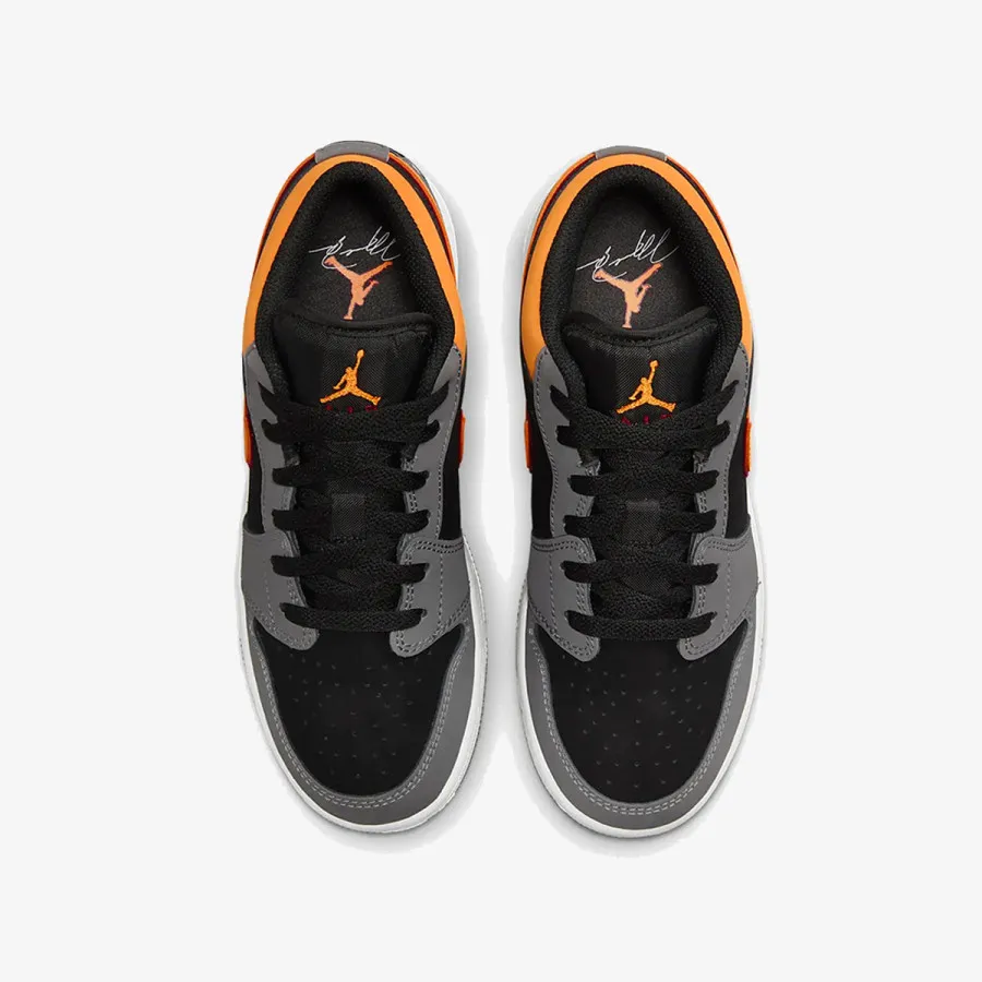 NIKE Air Jordan 1 Low SE 