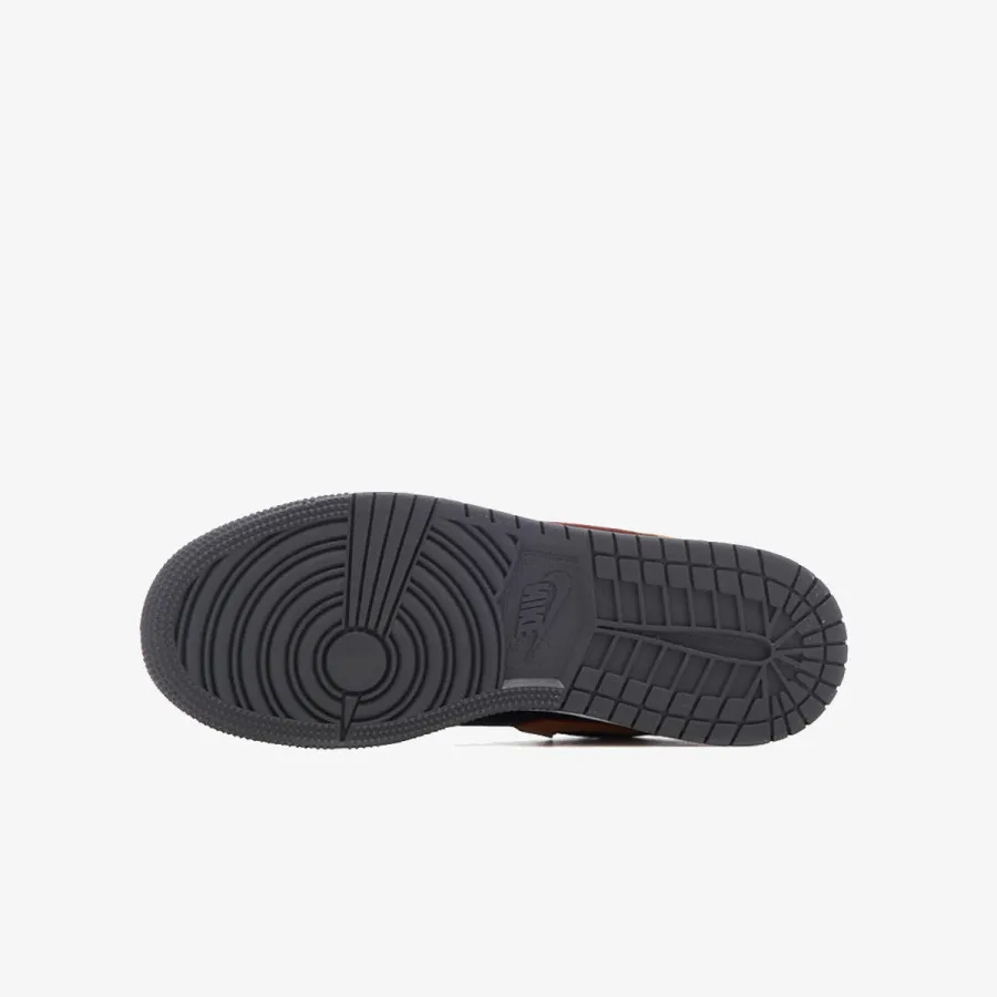 NIKE Air Jordan 1 Low SE 