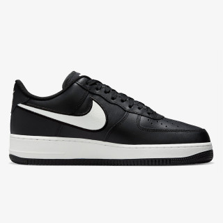 NIKE AIR FORCE 1 07 
