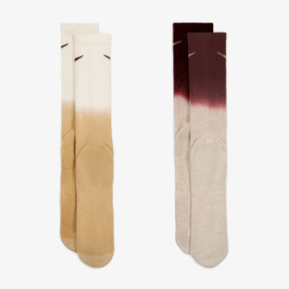 NIKE Everyday Plus 