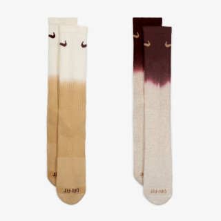 NIKE Everyday Plus 