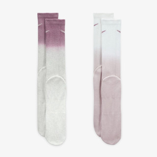 NIKE Everyday Plus 