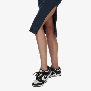 NIKE Sportswear Chill 