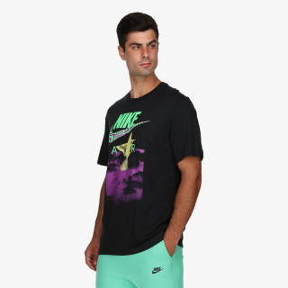 NIKE U NSW TEE BRANDRIFF IN AIR 