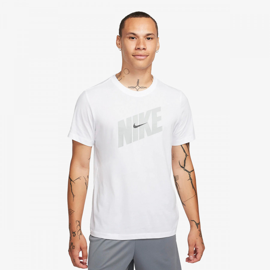 NIKE Dri-FIT 