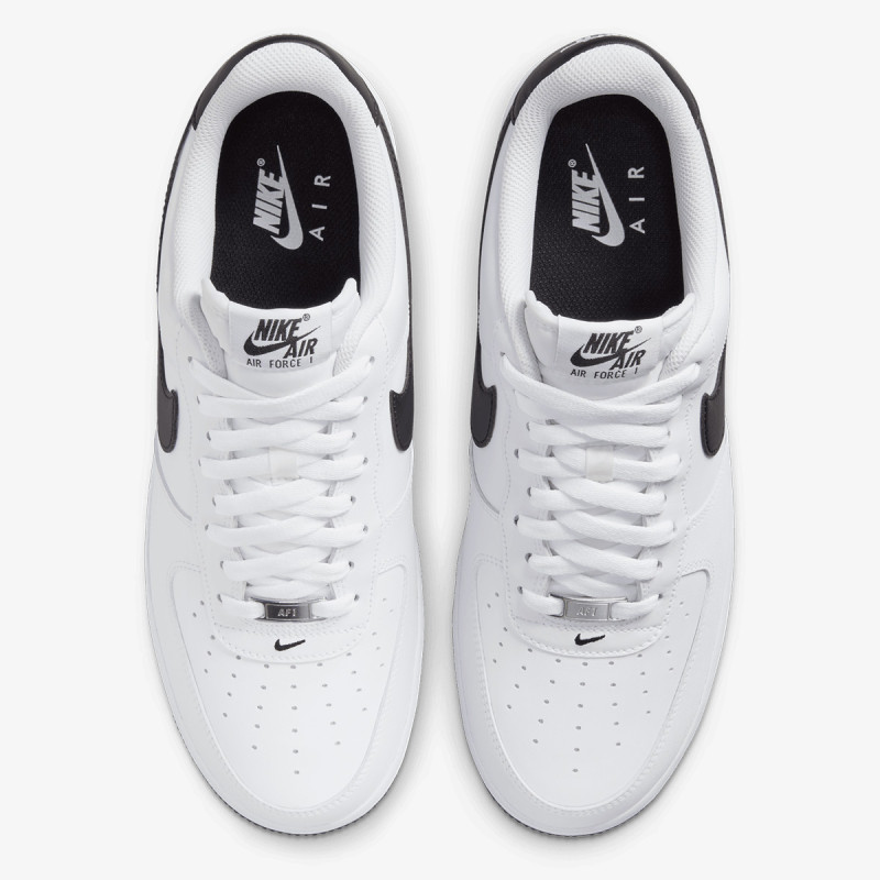 NIKE Air Force 1 '07 