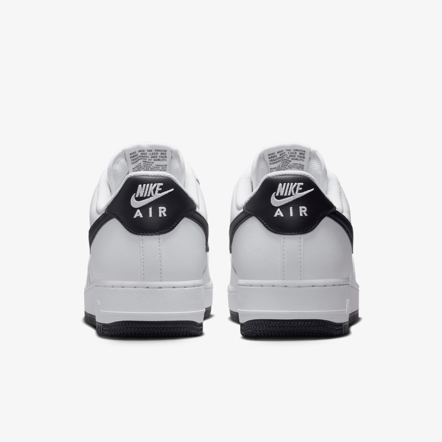 NIKE Air Force 1 '07 