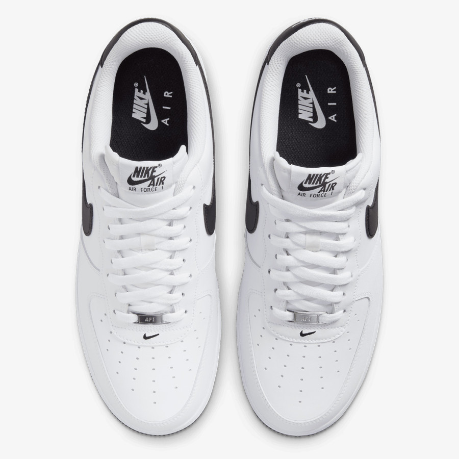 NIKE Air Force 1 '07 