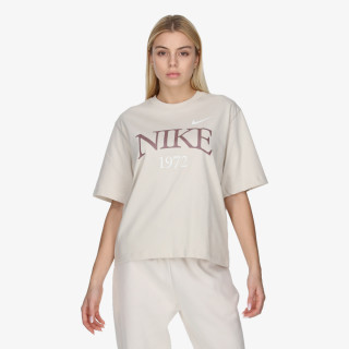 NIKE Sportswear Classic 