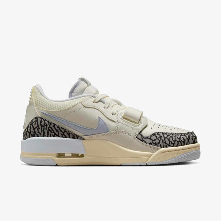 NIKE WMNS AIR JORDAN LEGACY 312 LOW 