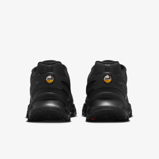 NIKE Air Max Dn8 