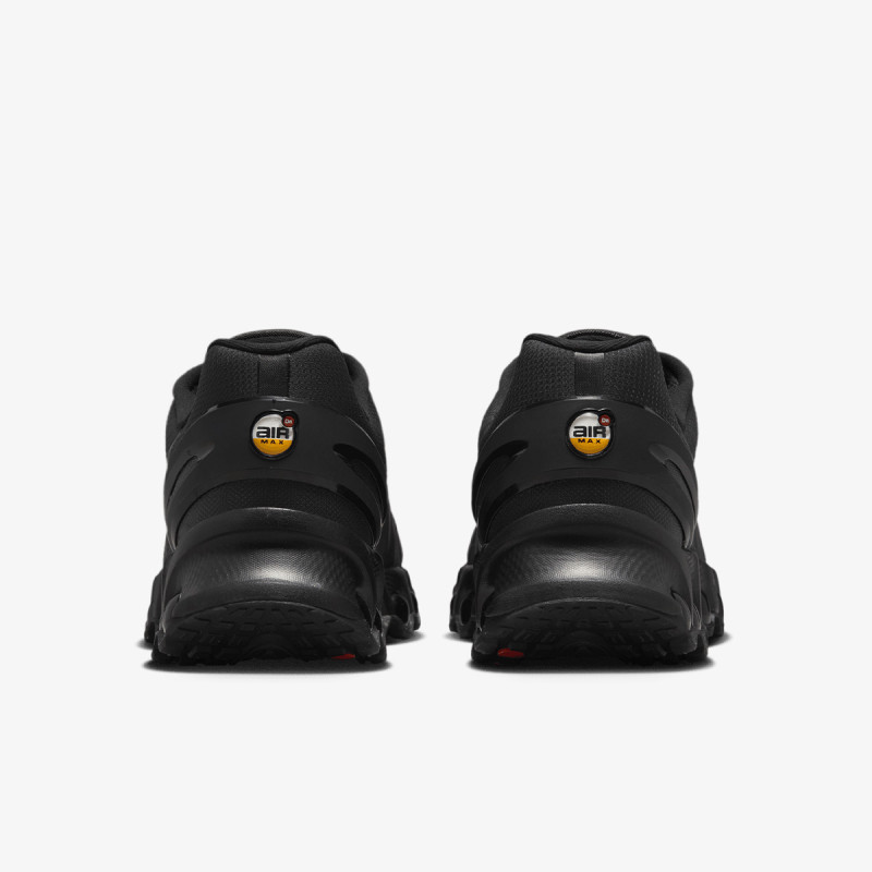NIKE Air Max Dn8 