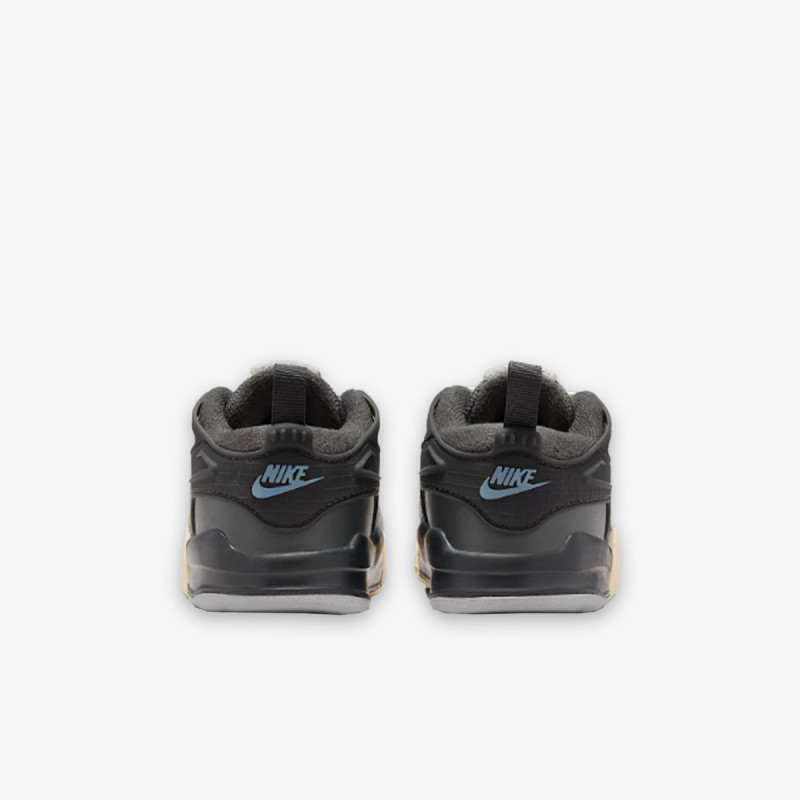 NIKE Air Jordan 4 RM 