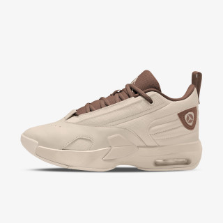 NIKE WMNS JORDAN MAX AURA 6 