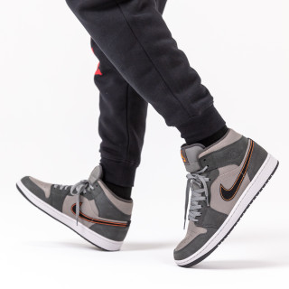 NIKE AIR JORDAN 1 MID SE FP 