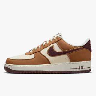 NIKE Air Force 1 '07 LV8 