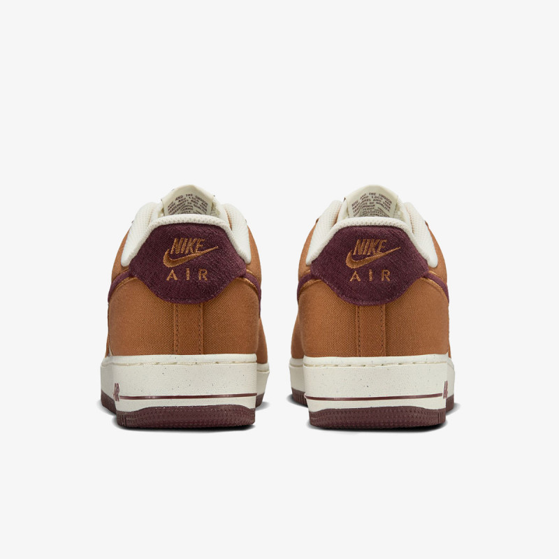 NIKE Air Force 1 '07 LV8 