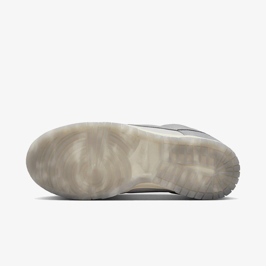 NIKE WMNS NIKE DUNK LOW NBH 