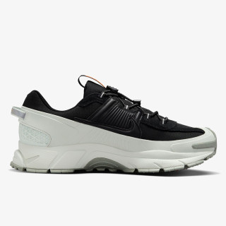NIKE VOMERO ROAM 