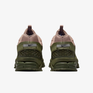 NIKE NIKE ZOOM VOMERO ROAM 