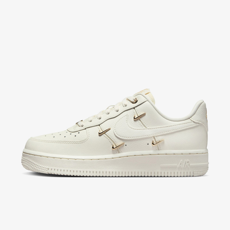 NIKE Air Force 1 '07 
