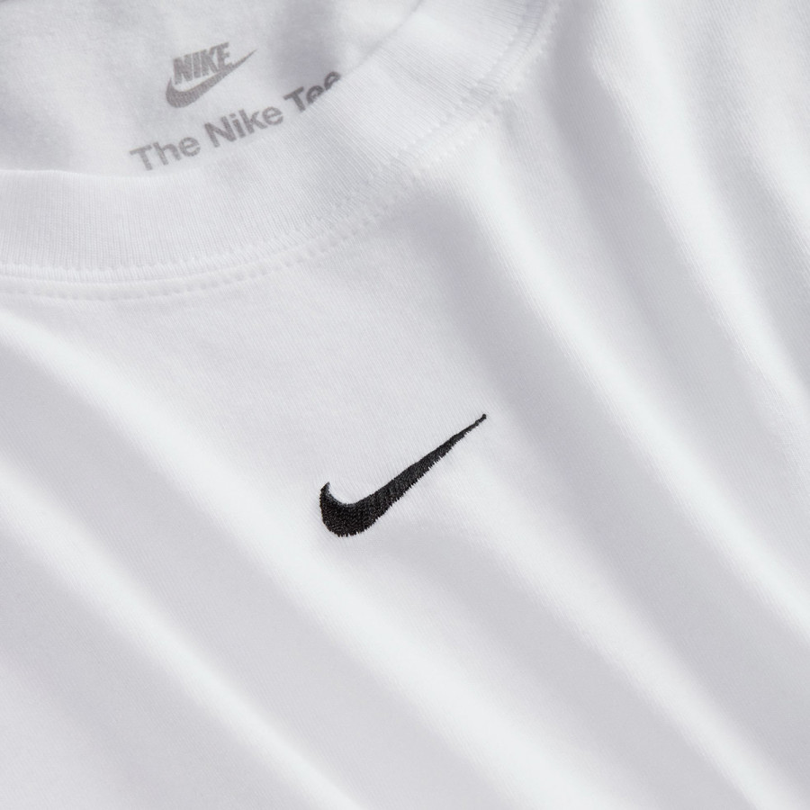 NIKE Sportswear Chill Knit 