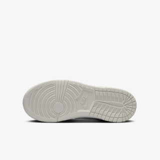 NIKE NIKE DUNK LOW SE BTS D BP 