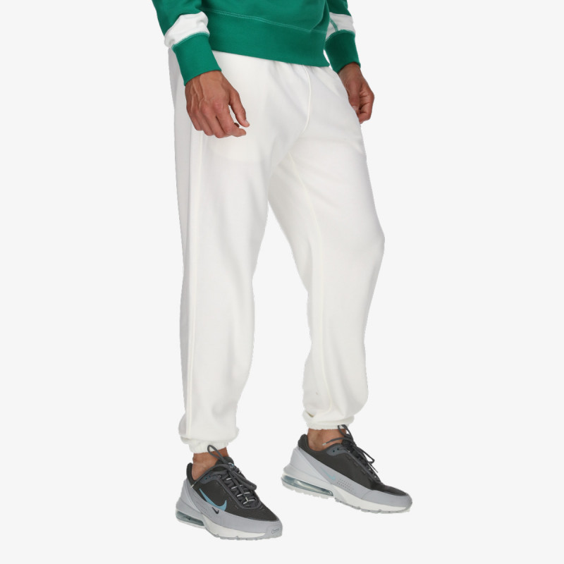 NIKE Club 