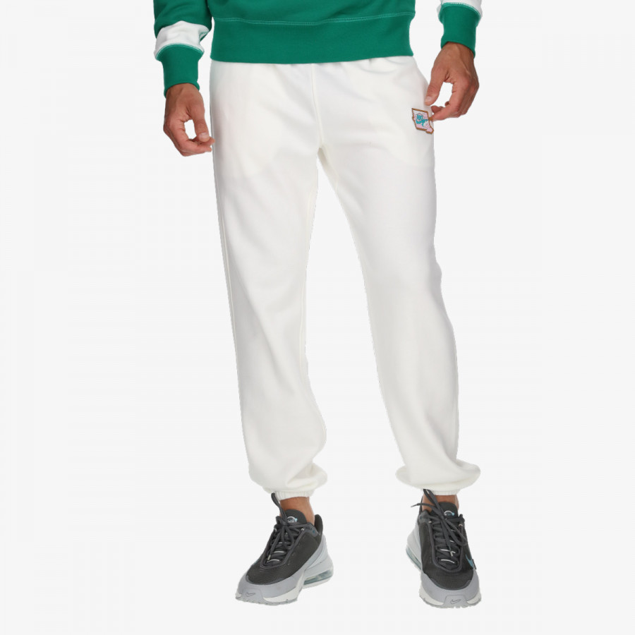 NIKE Club 