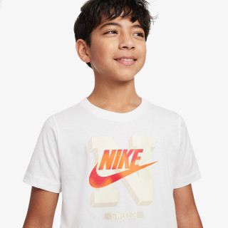 NIKE Futura 