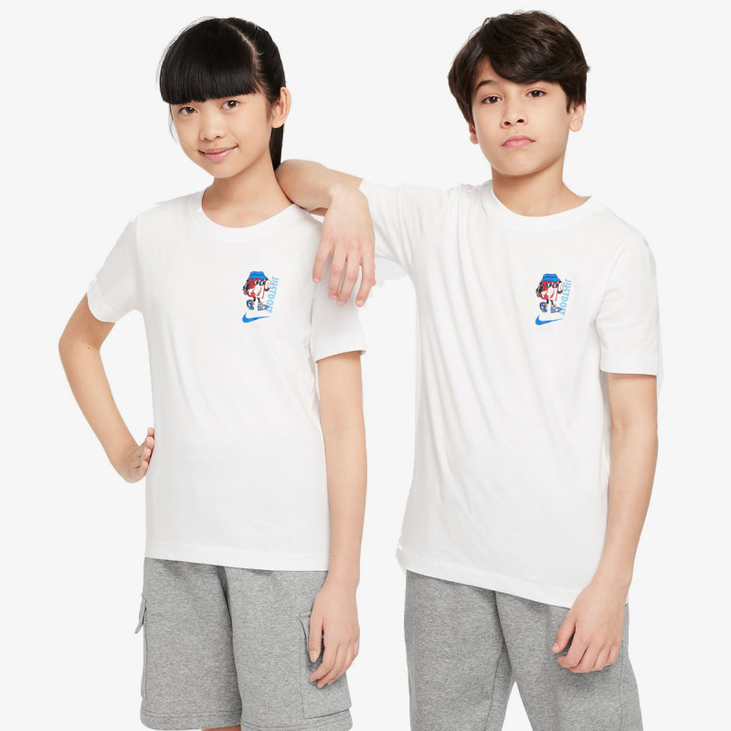 NIKE Boxy 