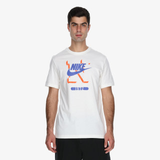 NIKE Futura 