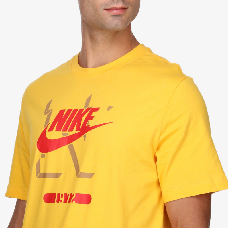 NIKE Futura 