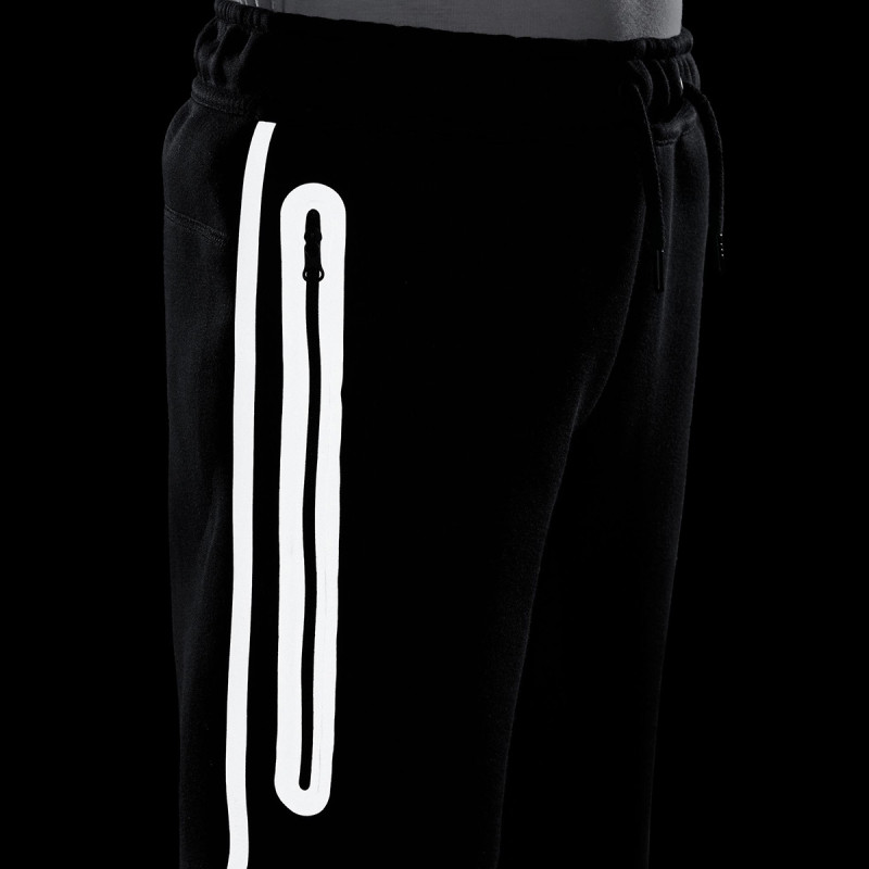 NIKE Tech Fleece 