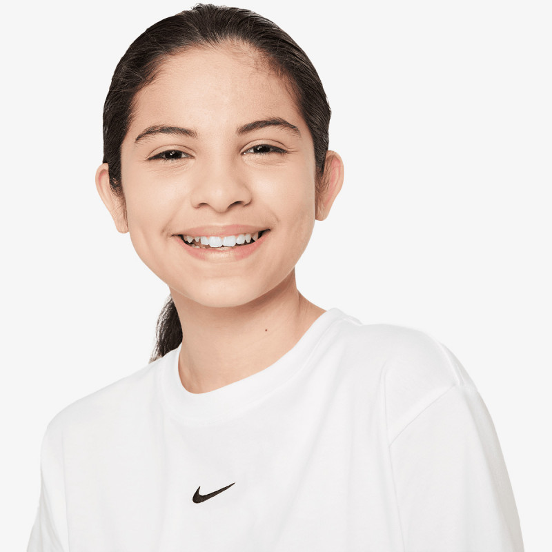 NIKE Sportswear Essential 