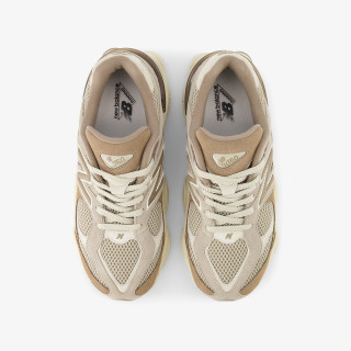 NEW BALANCE K 9060 