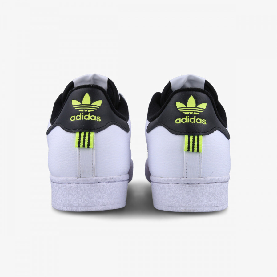adidas SUPERSTAR 