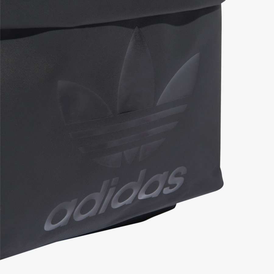 adidas Adicolor Archive 