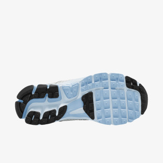 NIKE Vomero 5 