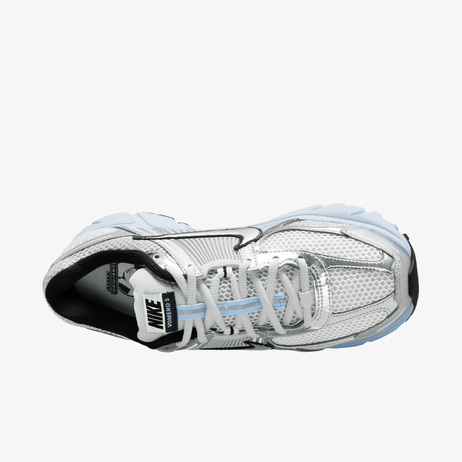 NIKE Vomero 5 