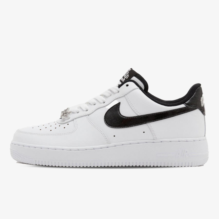 NIKE Air Force 1 ’07 LV8 