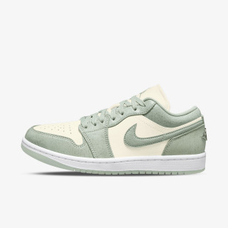 NIKE Air Jordan 1 