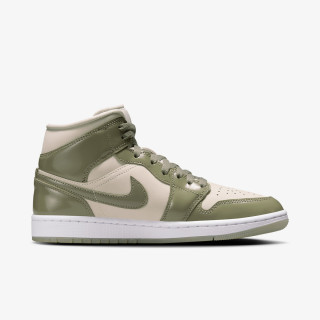 NIKE Air Jordan 1 