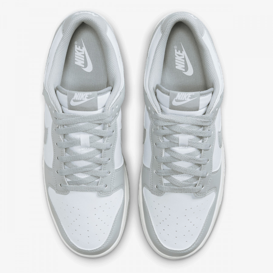 NIKE Dunk 