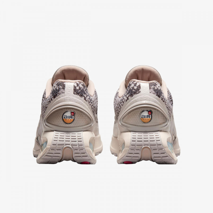 NIKE Air Max Dn 