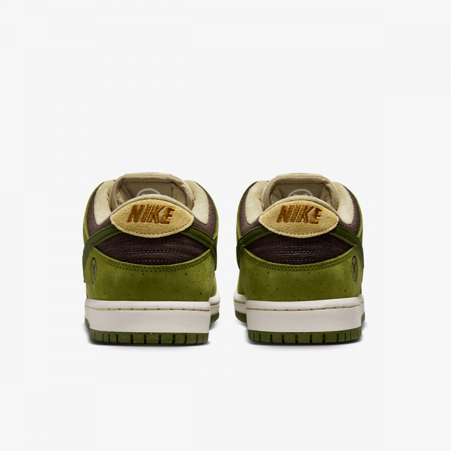 NIKE NIKE SB DUNK LOW PRO YH 