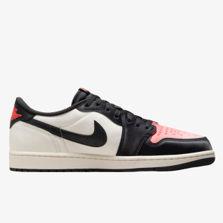 NIKE Air Jordan 1 Retro x PSG 