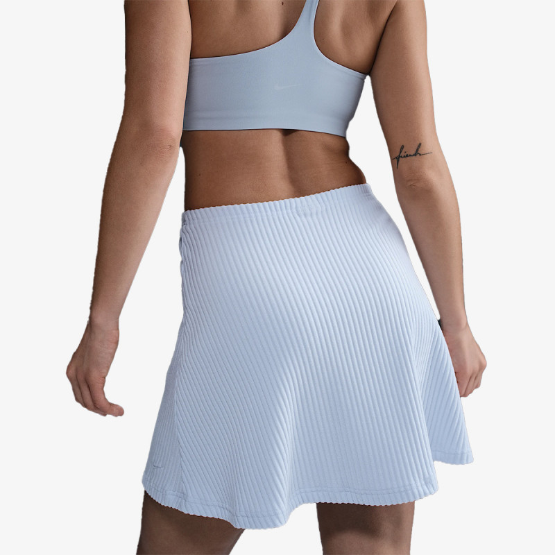 NIKE Chill Knit 