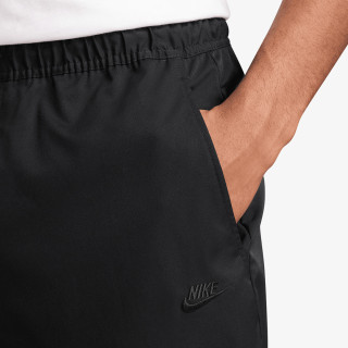 NIKE Club 
