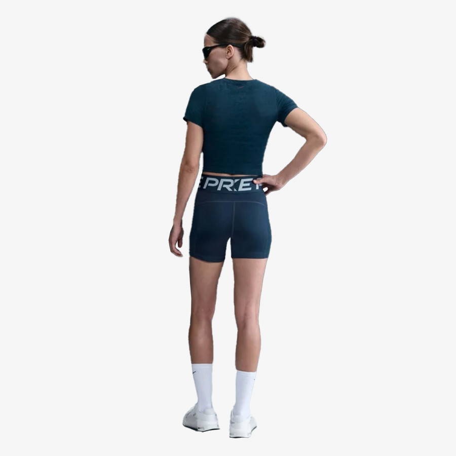 NIKE Pro 